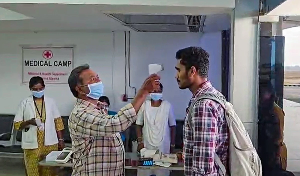 Andhra Pradesh में Ebola का खतरा! High Alert के बीच अंतरराष्ट्रीय यात्रियों की स्क्रीनिंग तेज