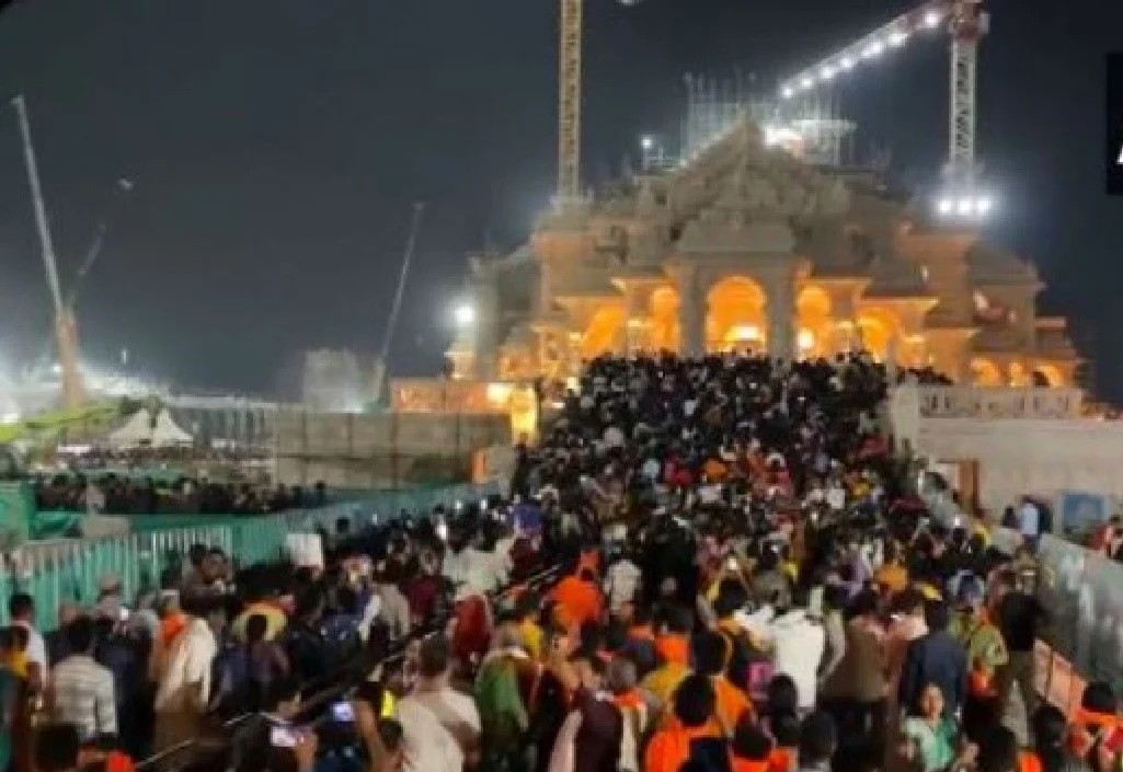 Ayodhya Ram Mandir Donation Row: मंडलायुक्त की अध्यक्षता में SIT गठित